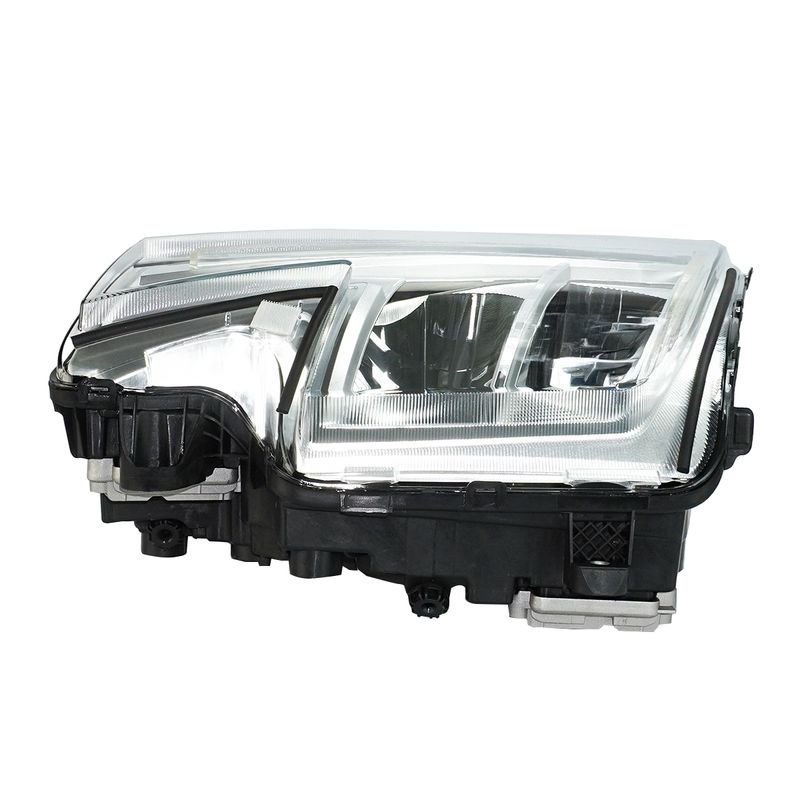 Farol-Direito-Volvo-New-FH