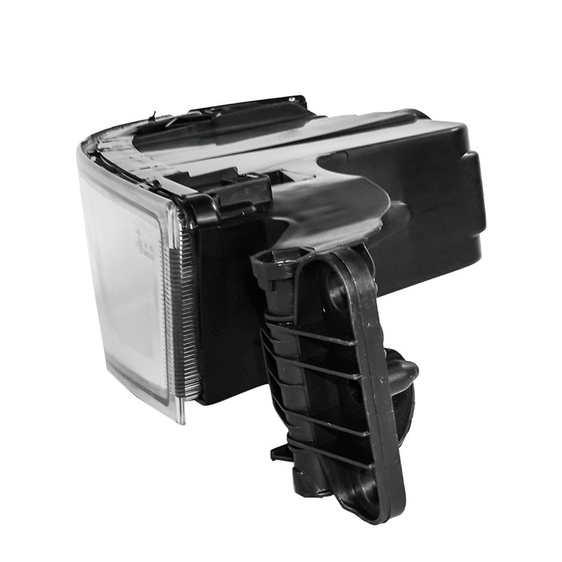 farol-auxiliar-antineblina-inferior-direito-volvo-new-fh