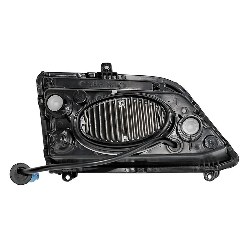 farol-auxiliar-longo-alcance-teto-cabine-esquerdo-scania-s5