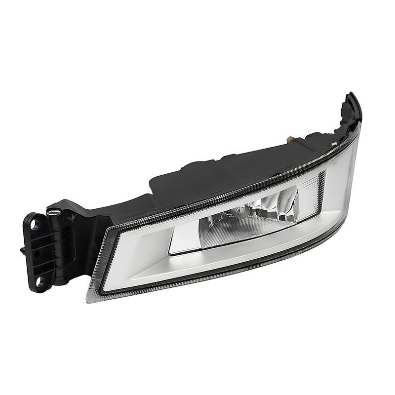 farol-auxiliar-antineblina-inferior-esquerdo-volvo-new-fh-2015