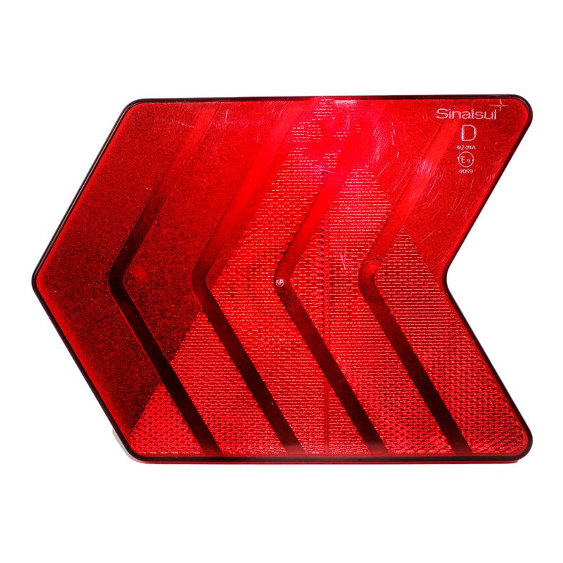 sinaleira-traseira-direita-vermelha-triangular-retrorrefletor