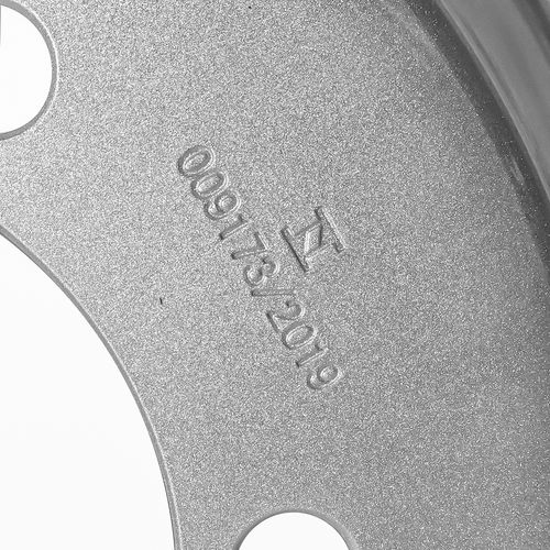 Roda Disco Aço Aro 17,5x6 Pneu 215 6 Furo Cônico Mercedes-Benz